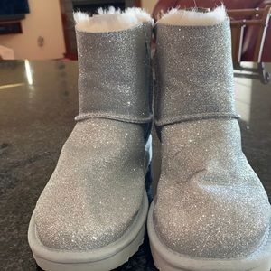 New Ugg Mini Bailey Bow Silver Sparkle Women Boots